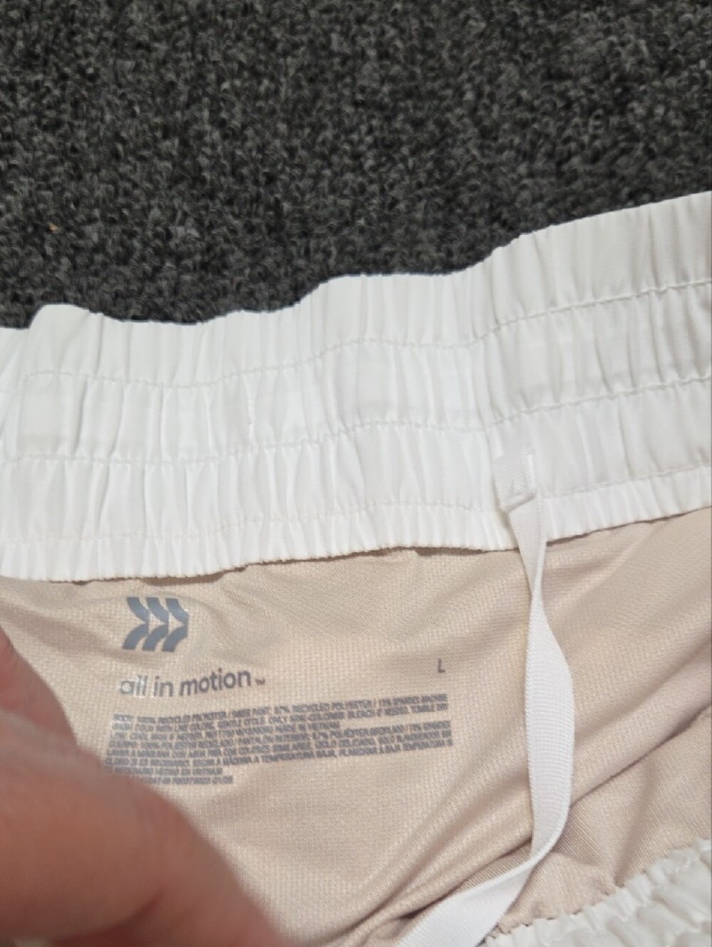 (#2C) 2 All in motion White Athletic Running Shorts - Women's - Picture 4 of 8